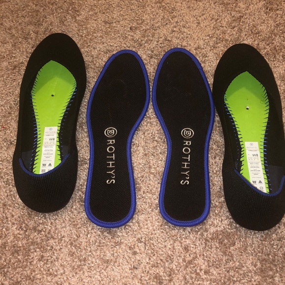 Rothys size 8 flats - Picture 2 of 9